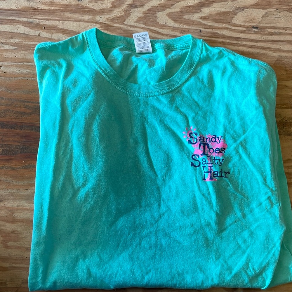 Tee